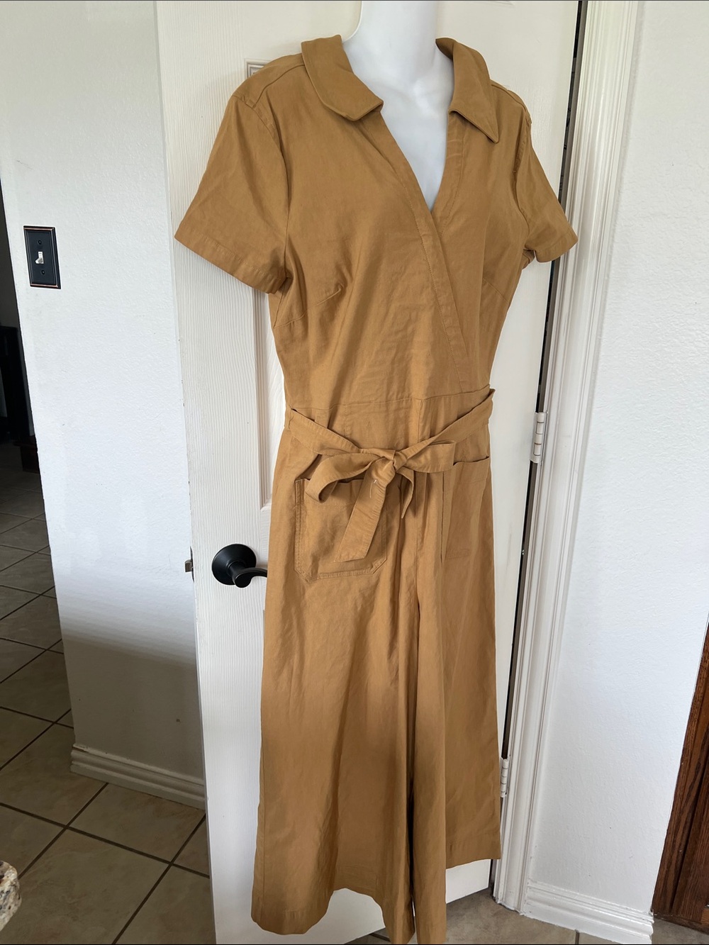NWT Maeve by Anthropology Faux-Wrap Short-Sleeve Culotte Jumpsuit Sz 16 - Picture 6 of 10
